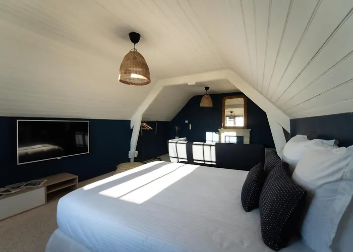 Gj Escapes - Maison Ralph - Etage Independant Avec Jacuzzi 3*